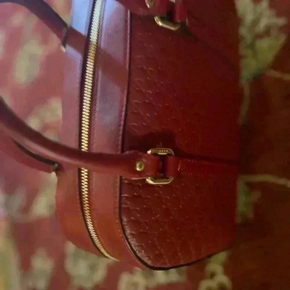 RED GUCCI MICROGUCCISSIMA SMALL LEATHER CROSSBODY BAG - Picture 6 of 16